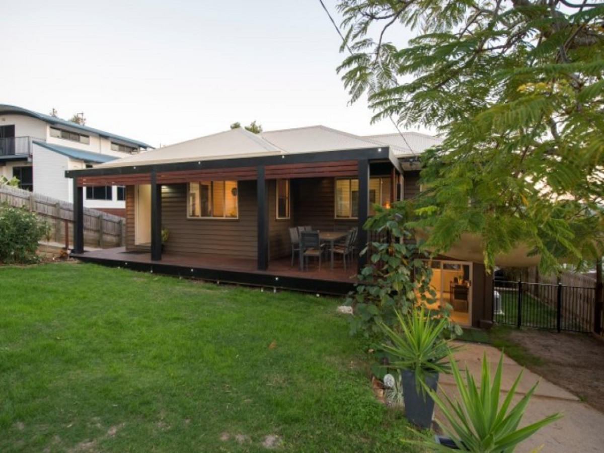 29 Herbertson Street, WEST GLADSTONE QLD 4680